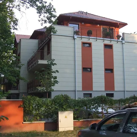 Palazzo Lägenhet Siófok